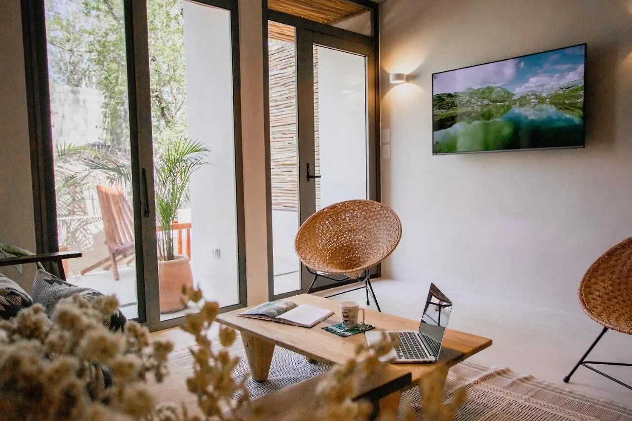 Spacious 2Br Apt - Wide Balcony W/Tub & Yoga Deck Tulum Apartment